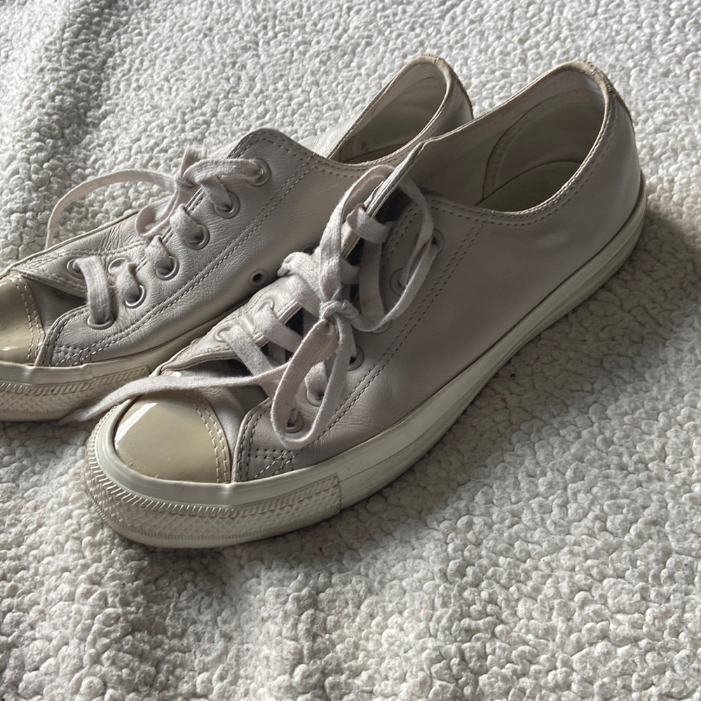 Converse all star shoes size Men’s 6.5 Women’s 8.5